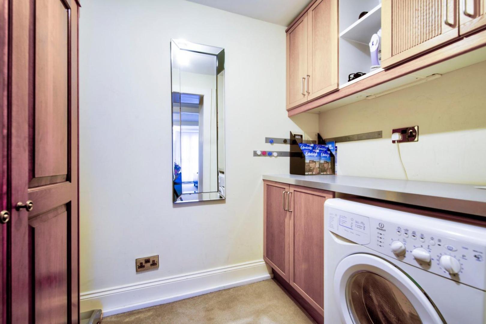 Guestready - Beautiful New Town Studio, With Patio Apartment เอดินบะระ ภายนอก รูปภาพ